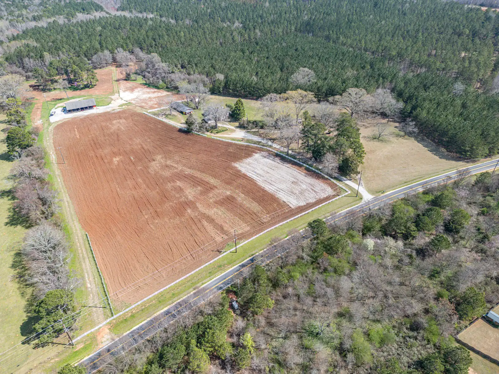 Picturesque Farm Photos Near Lake Oconee in Eatonton, Georgia image 4