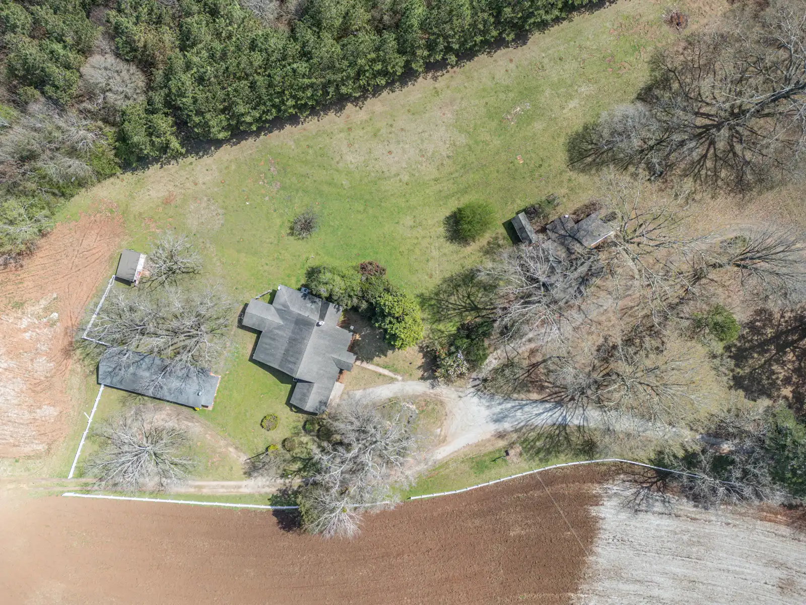 Picturesque Farm Photos Near Lake Oconee in Eatonton, Georgia image 3