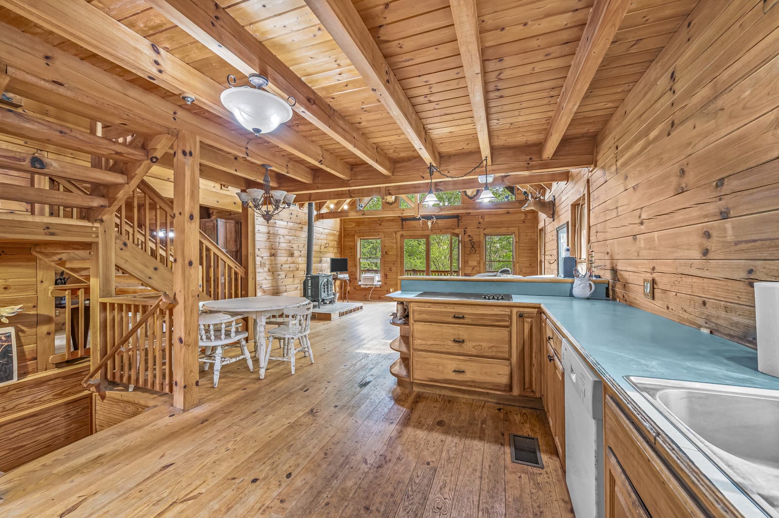 Real Estate Photos - Hunting Cabin in Sparta, GA image 7
