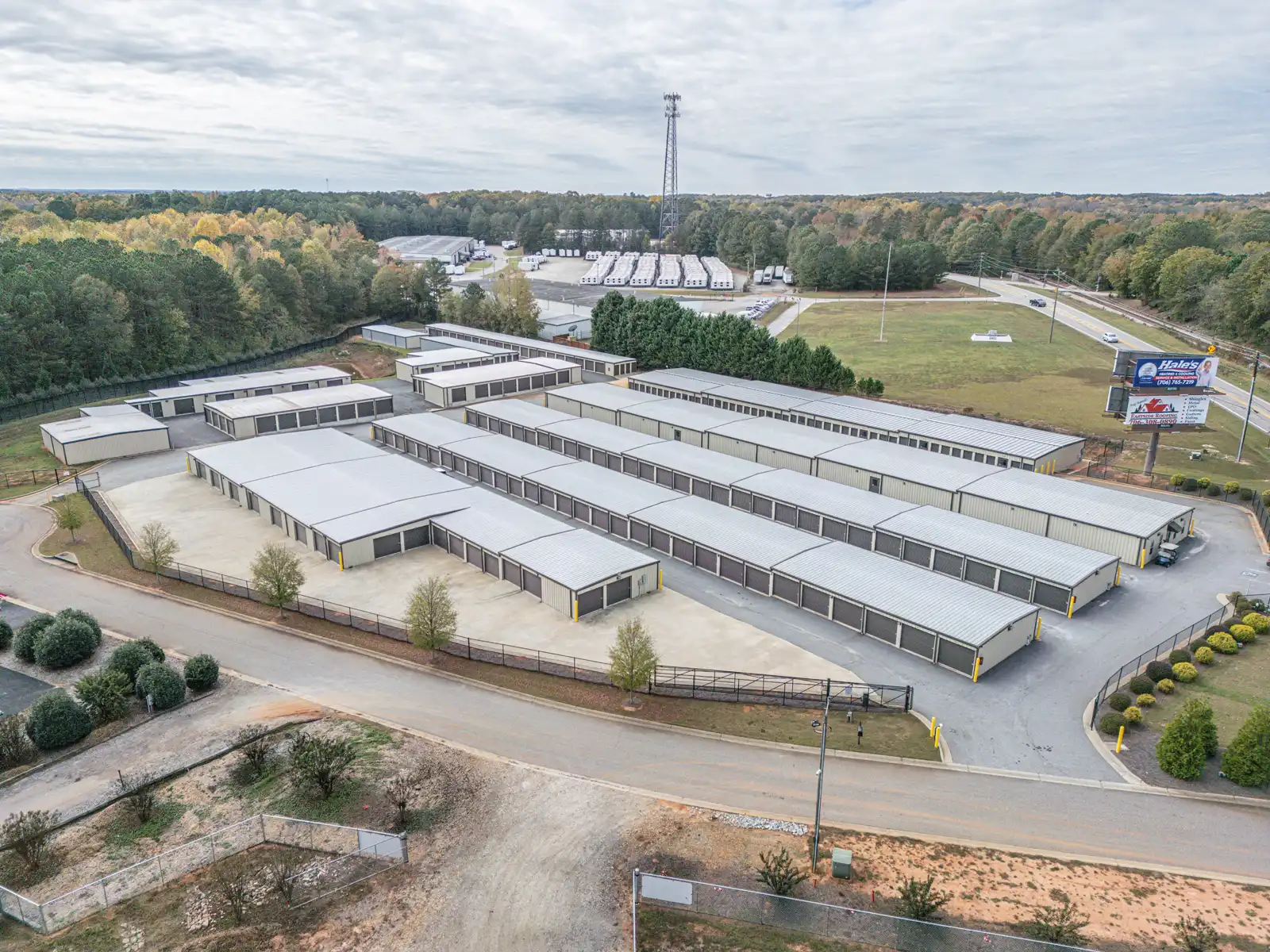 Storage Unit Facility Photos - Atlanta Highway in Bogart, GA