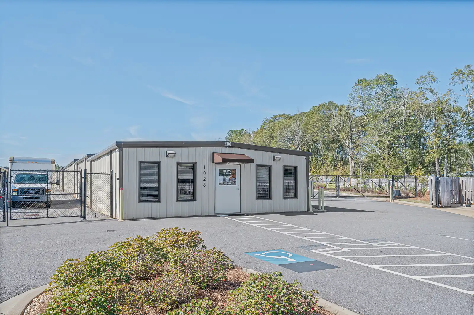 Storage Unit Facility Photos - Moreland Heights Rd in Watkinsville, GA image 3