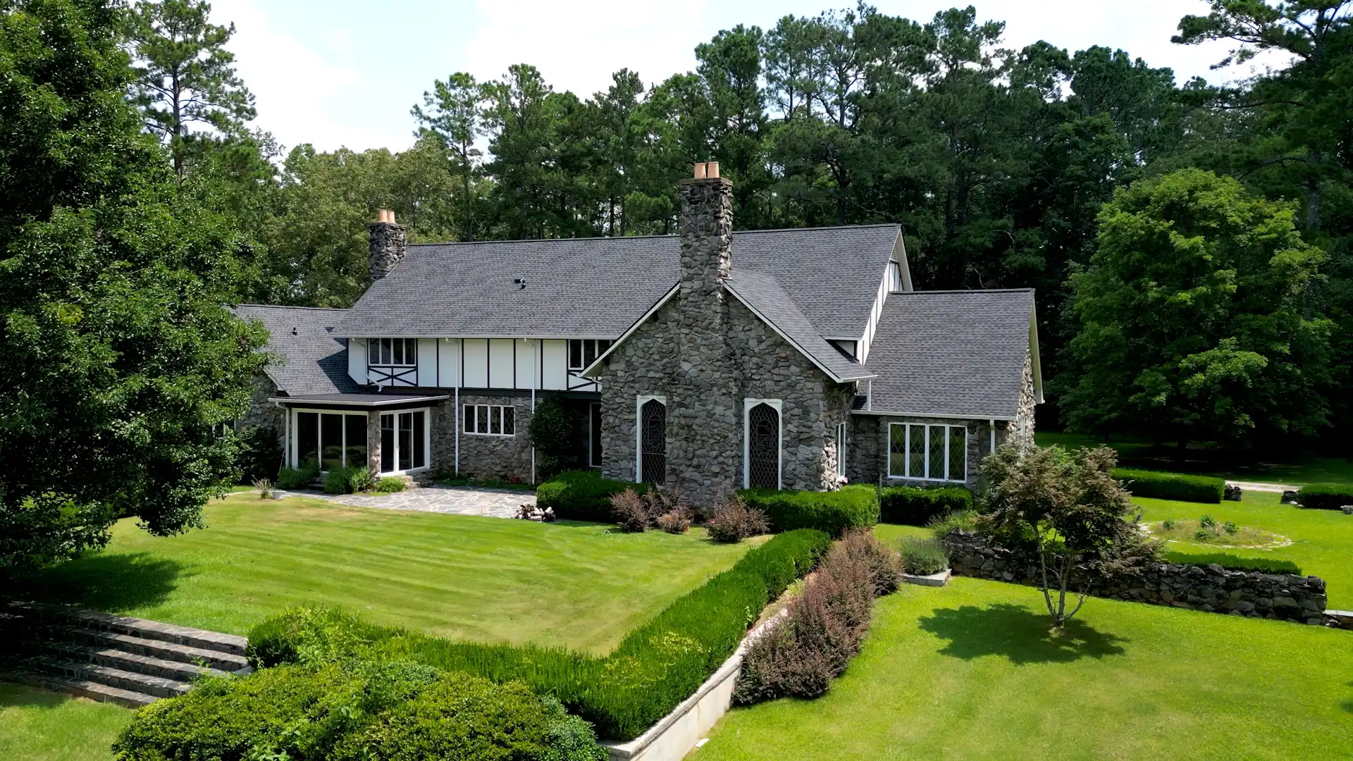 Property Tour of Tudor-Style Manor in Greensboro, GA image 1