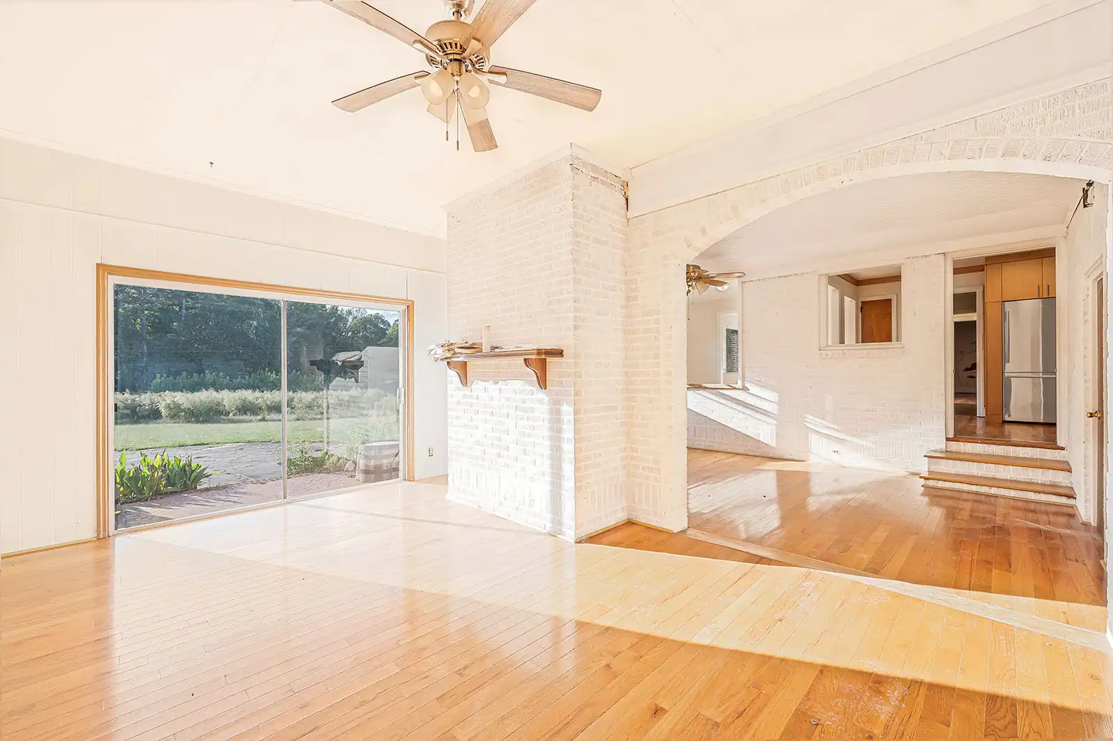 Rental Property Photos - Natural Light in Winterville, GA